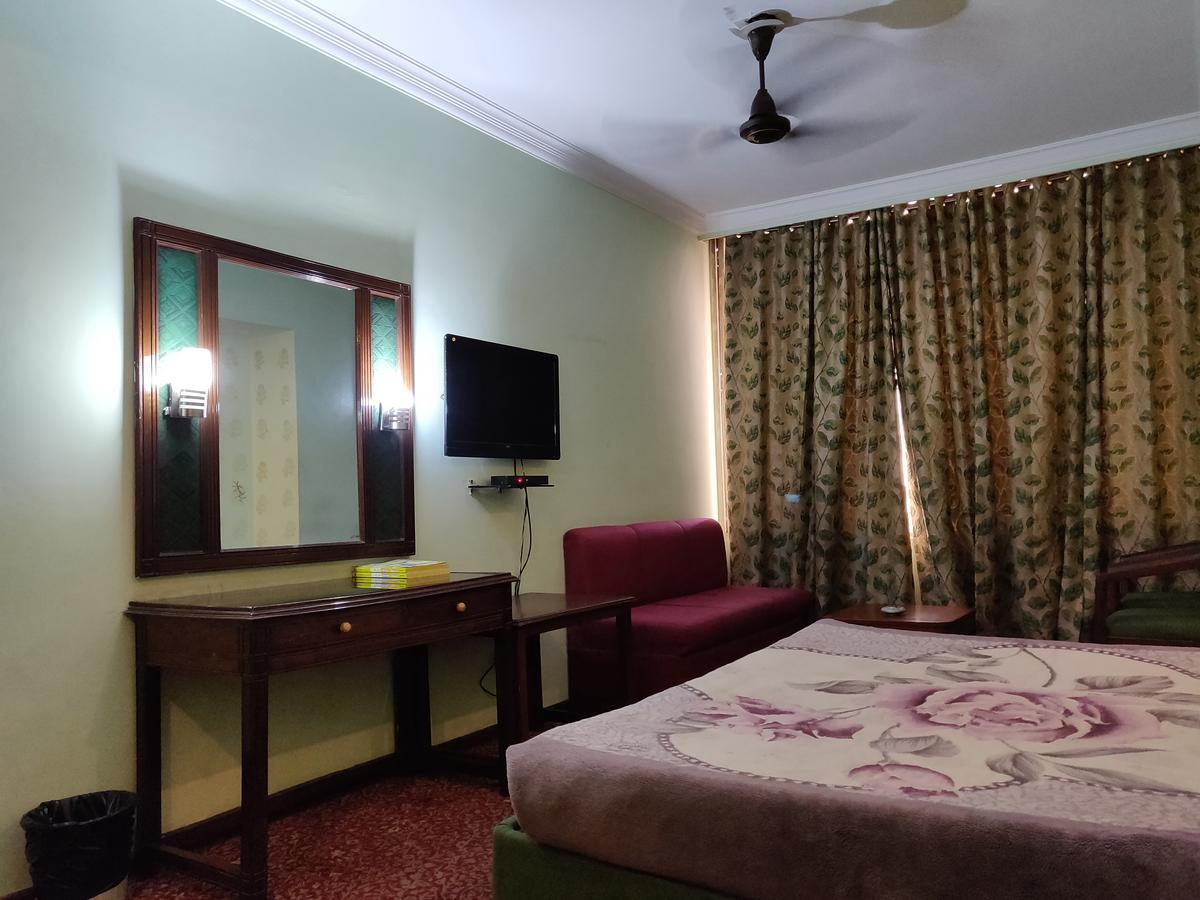 Hotel Premier Jammu Εξωτερικό φωτογραφία